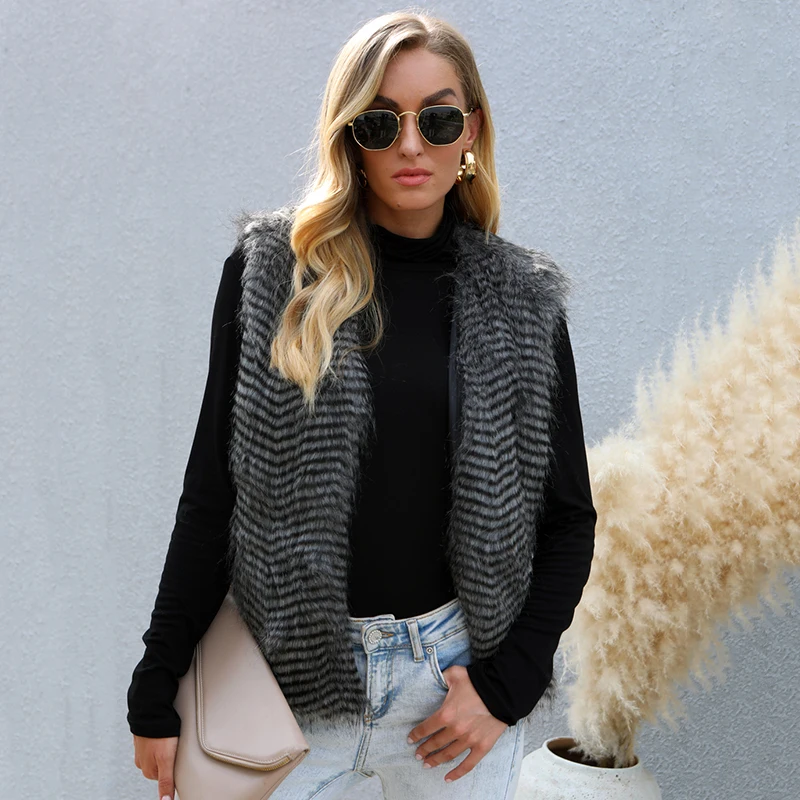 Fashion Faux Fur Vest Peacock Feather Print Jacket Ladies Winter Warm Slim Sleeveless Vest Fur Jacket