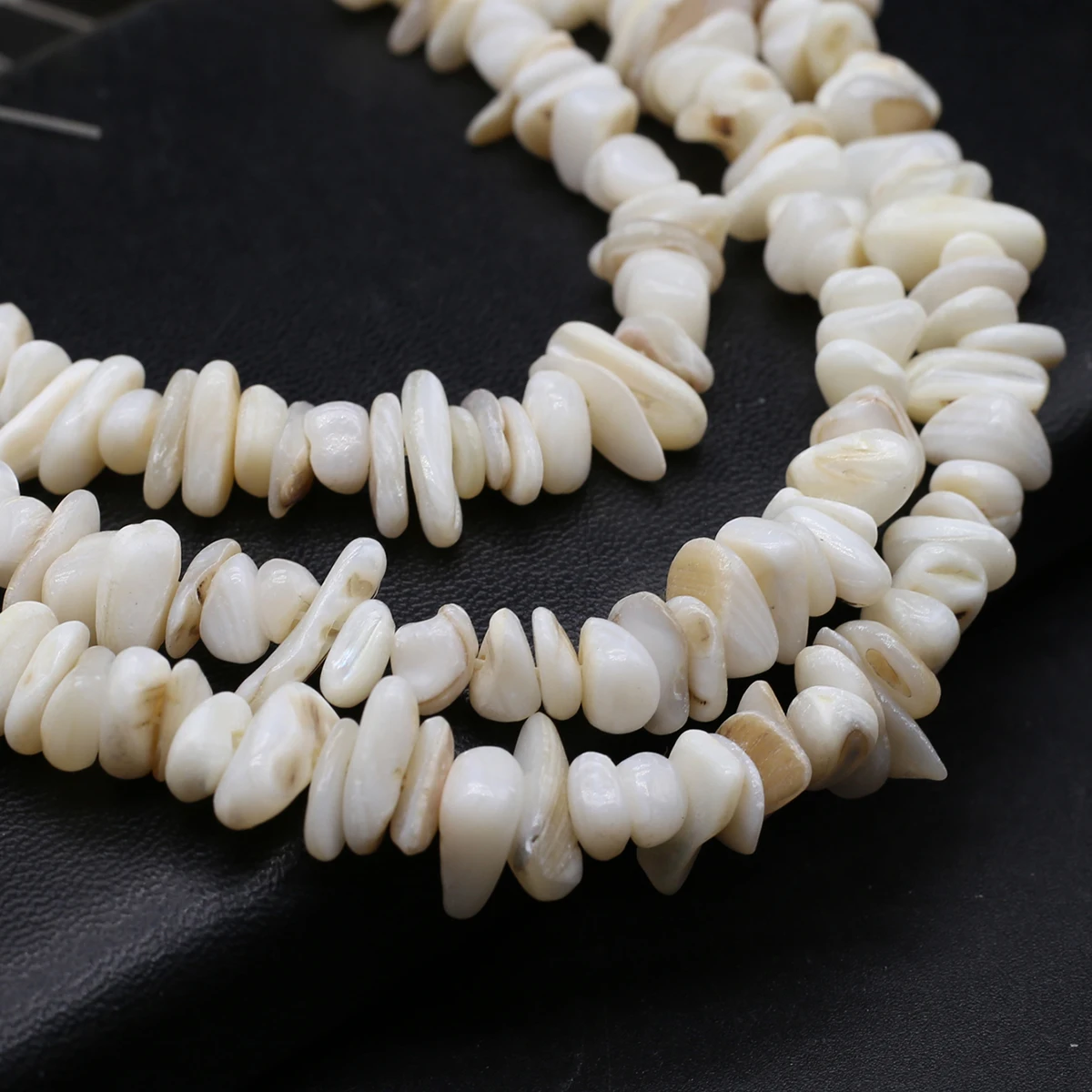 

Natural Freshwater Shell Irregular Beaded Summer Beach Jewelry Necklace Bracelet Beaded Jewelry DIY Charm Shell Beads 6/7/11mm