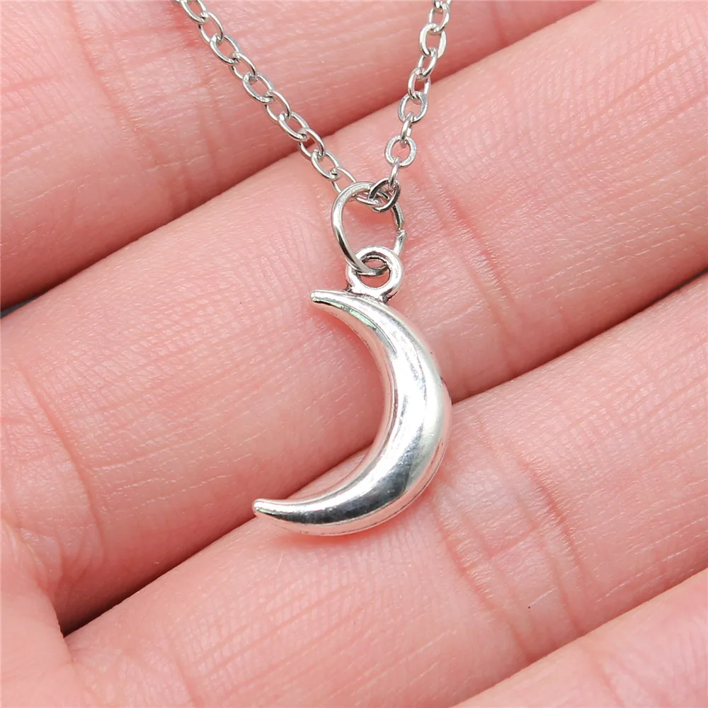 

Drop Shipping Antique Silver Color 18x10mm Moon Necklaces Short Chain Choker Necklaces