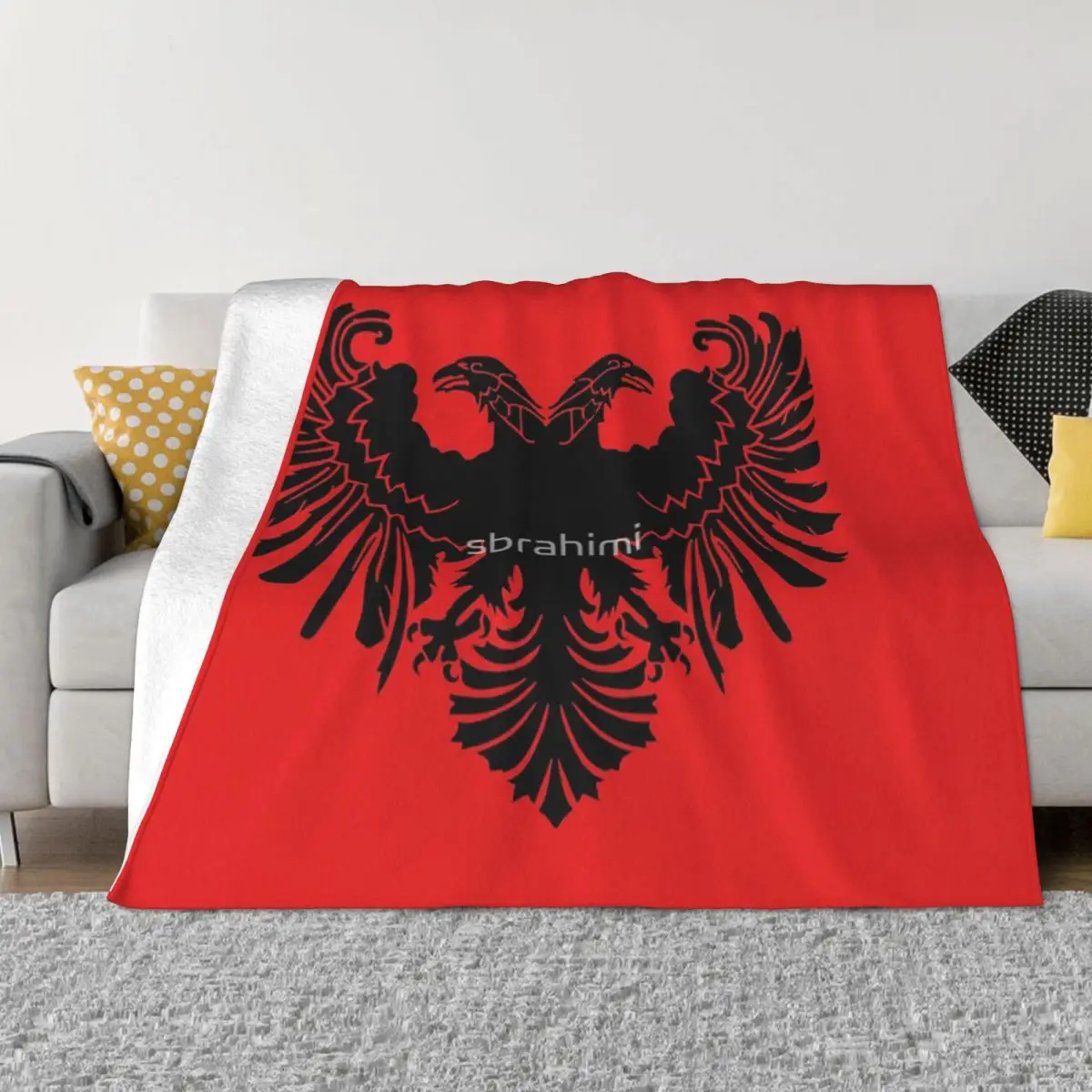 Мягкое покрывало на кровать с банским флагом