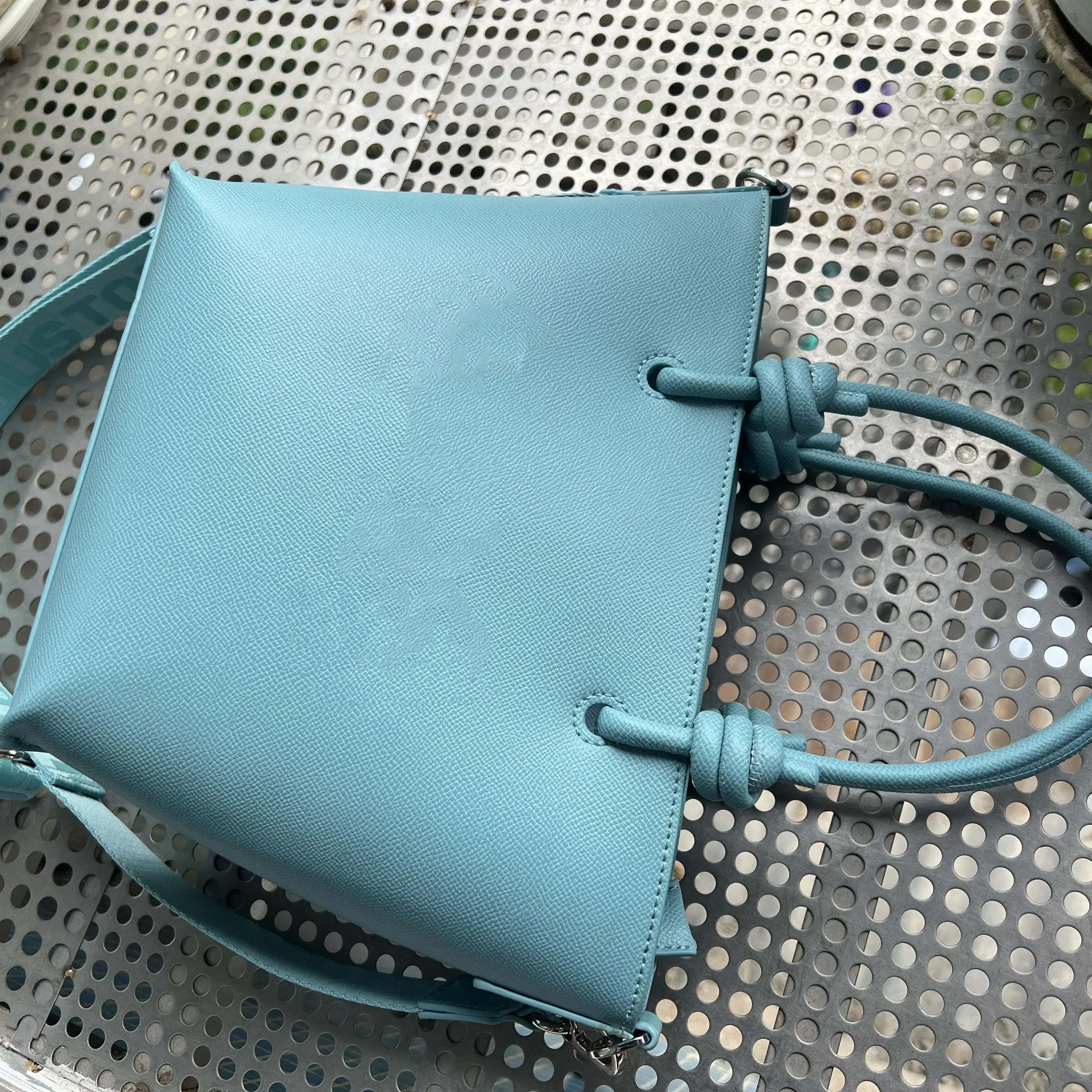 Роскошные женские сумки 2024 года европейские и американские модные элегантные