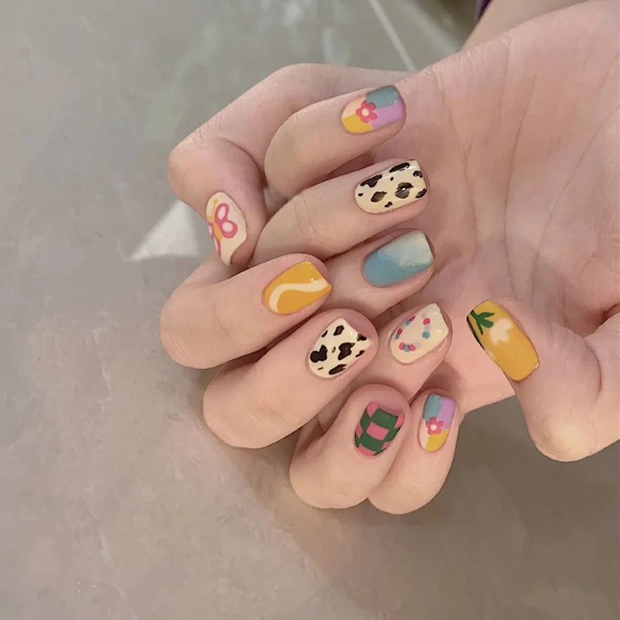 

24Pcs/Box Rainbow Garden Fake Nails For Women Girls Simple Ins Style Fake Nails Acrylic Full Tips False press on nail