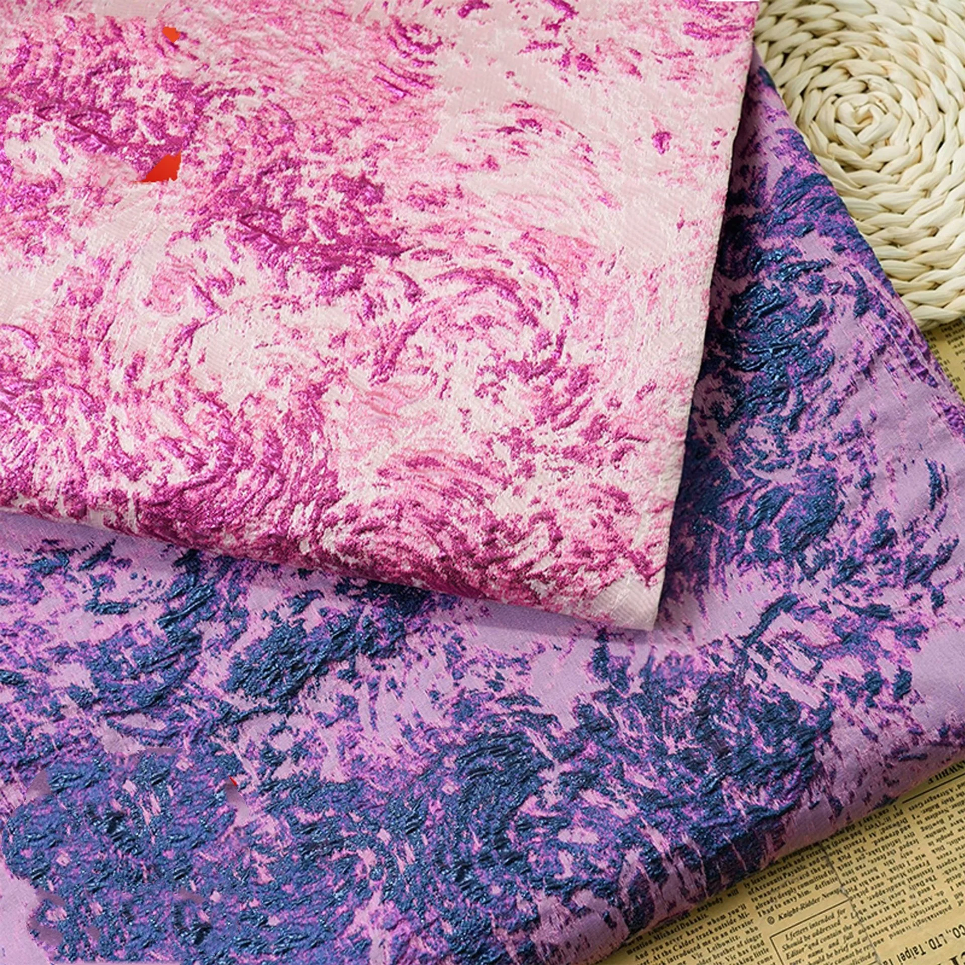 Рельефная жаккардовая ткань Бронзирующая Пурпурная роза дизайнерский материал