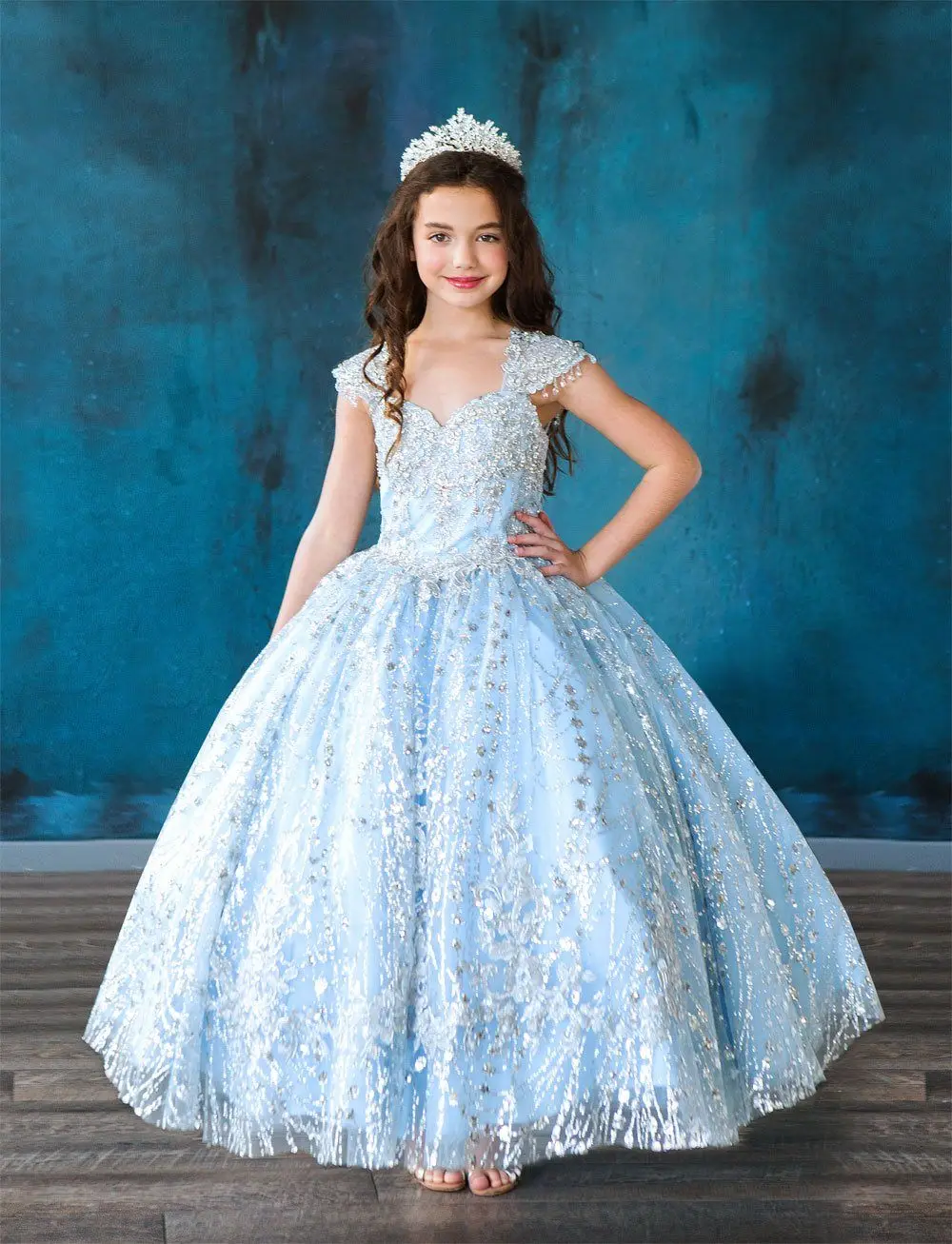 Sky Blue Mini Quinceanera Abiti Ball Gown Paillettes Appliques Flower Girl Abiti Per Matrimoni Abiti Da Spettacolo Bambini Baby