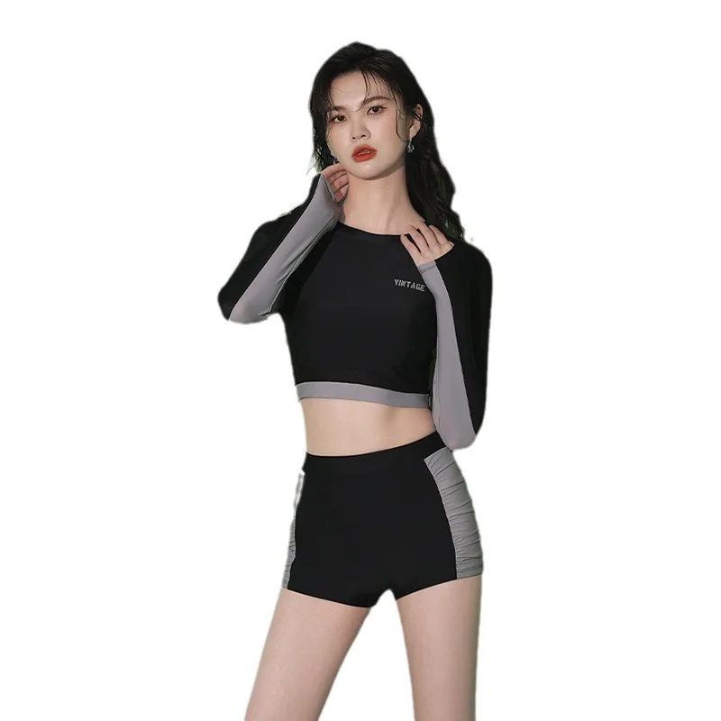 Купальник женский раздельный консервативный с затемнением живота облегающая