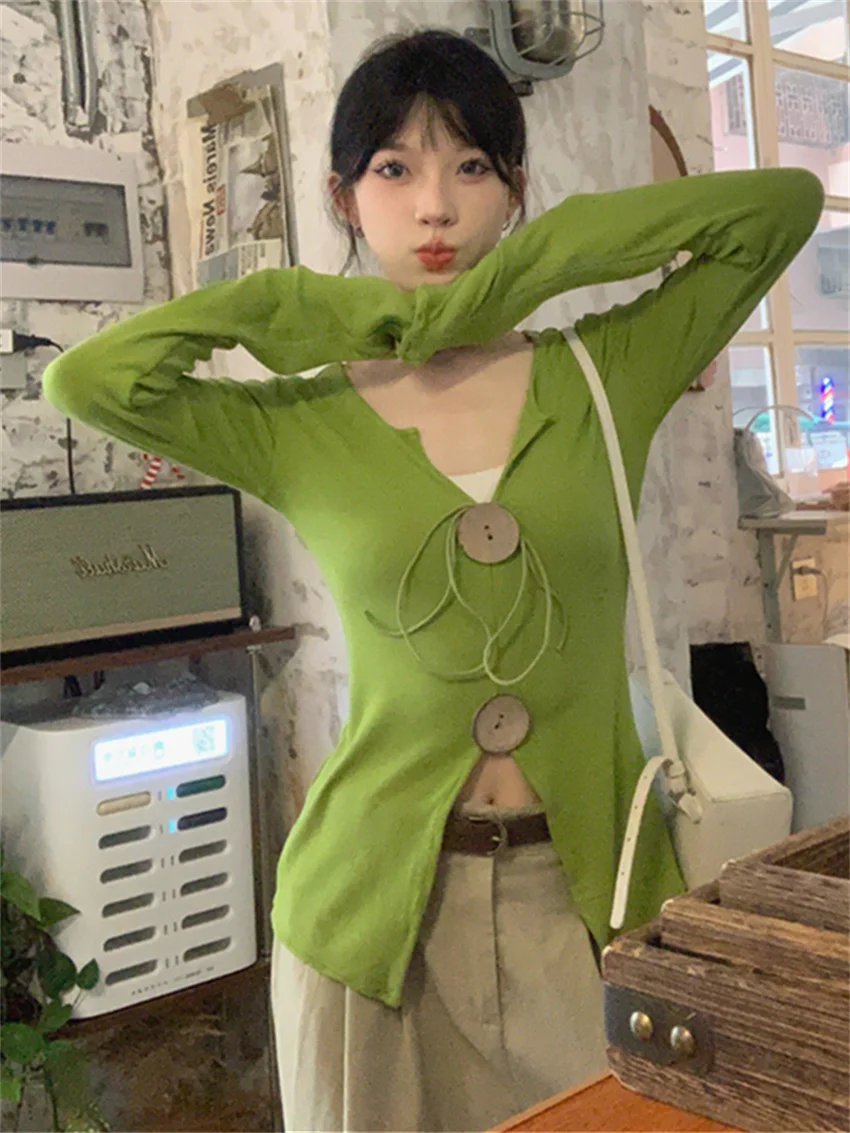 PLAMTEE узкие женские футболки однотонные повседневные с расклешенными рукавами