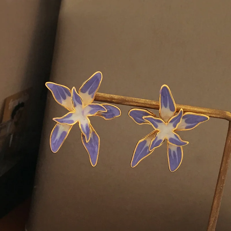 Серьги в стиле бохо с градиентом фиолетовые и белые цветочные серьги инстаграма