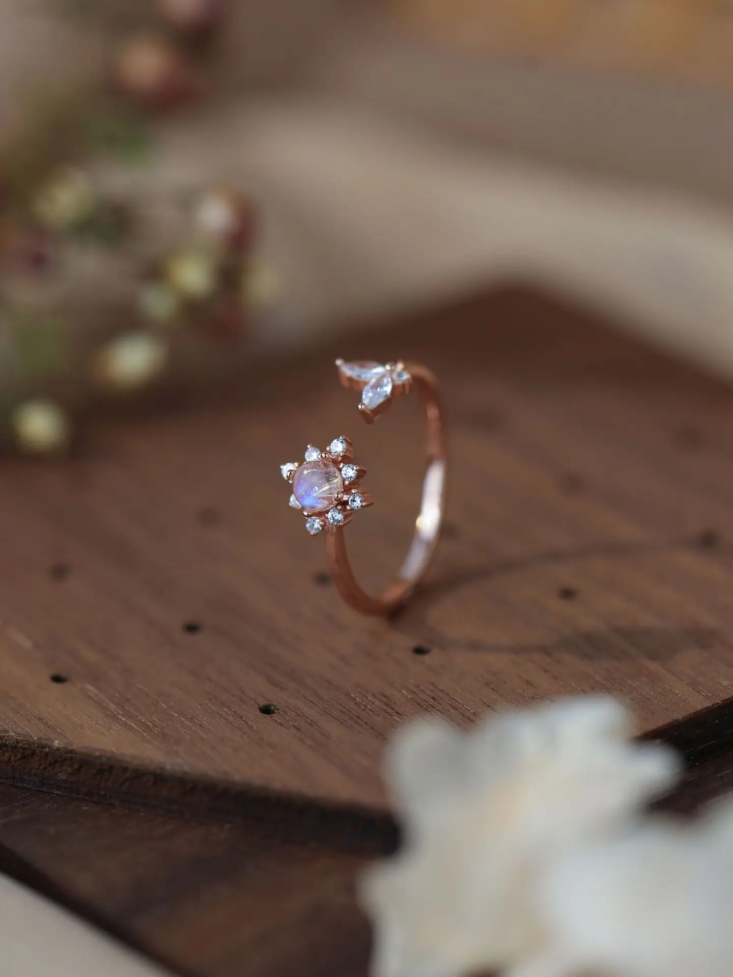 

2023 New Hot selling butterfly shaped natural moonlight stone open ring s925 silver gemstone simple and luxurious versatile ring