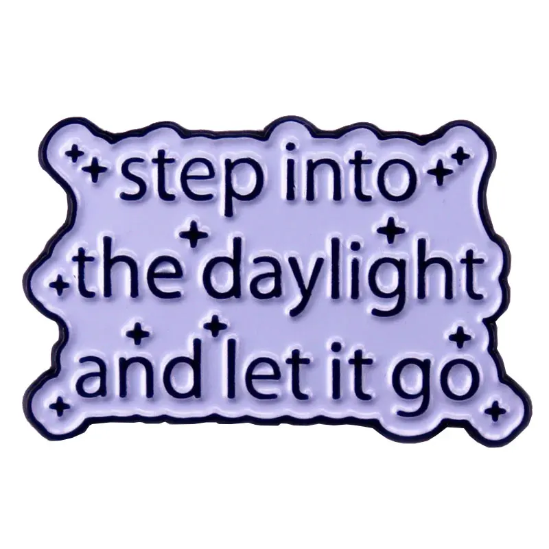 Зайдите в дневное время и вставьте него эмалированные булавки значки нагрудные