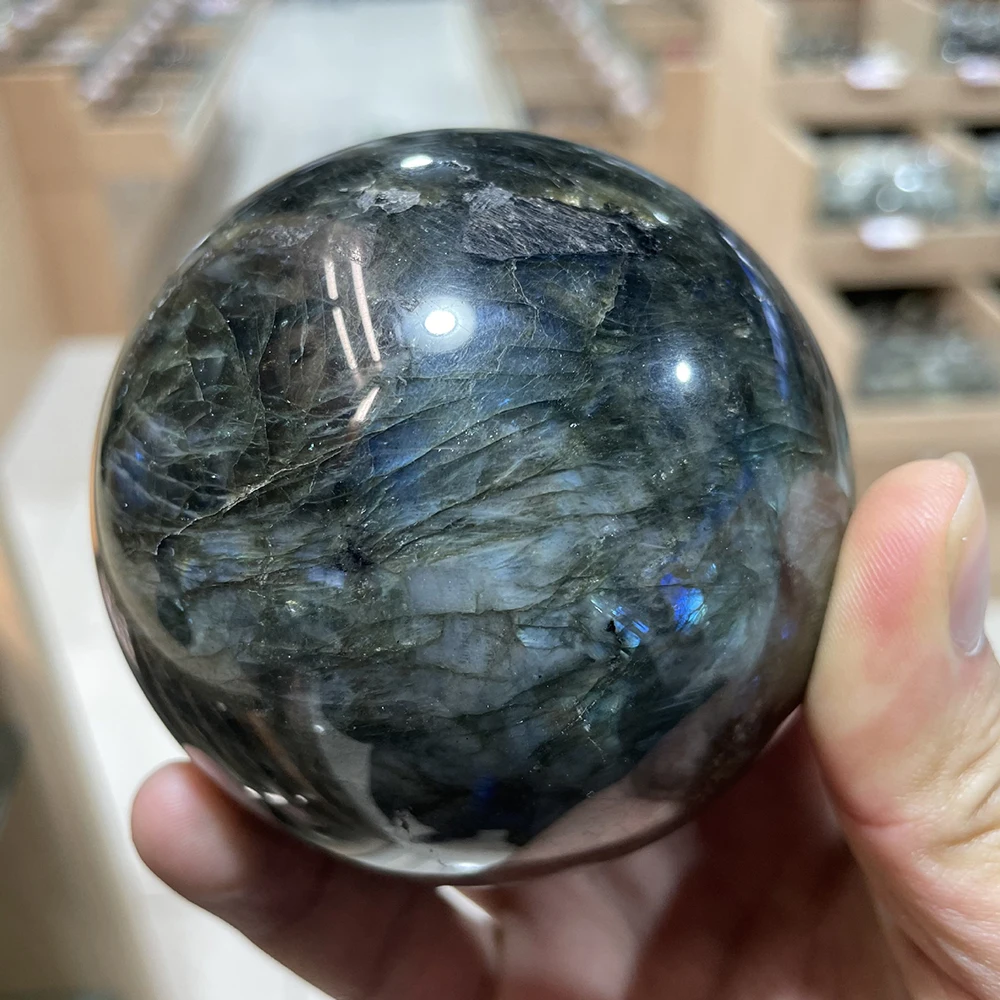 

Натуральный лабрадорит 40-70 мм AierCrystal