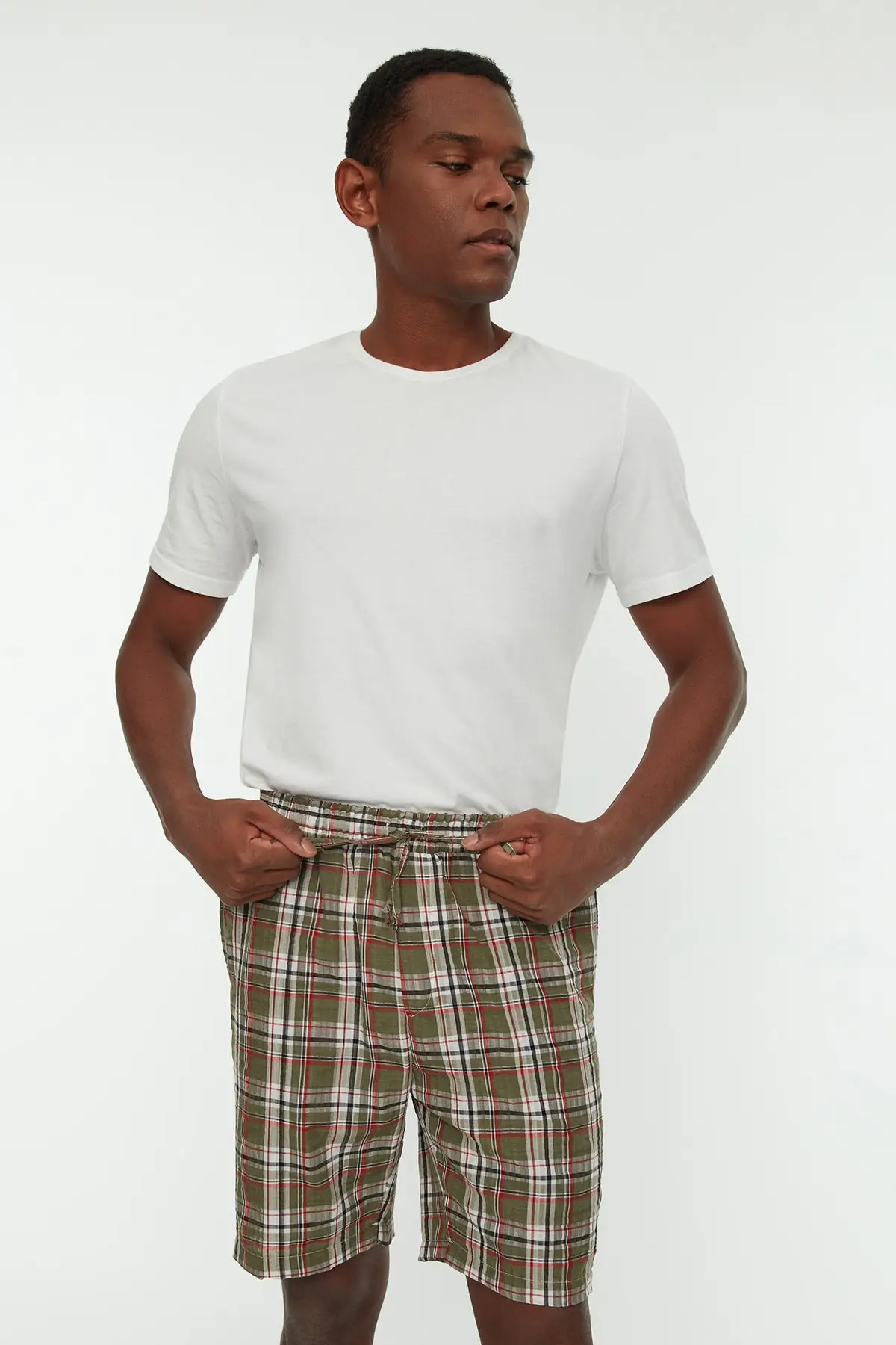 

Men's Regular Fit Plaid Shorts & Bermuda TMNSS22PJ0014