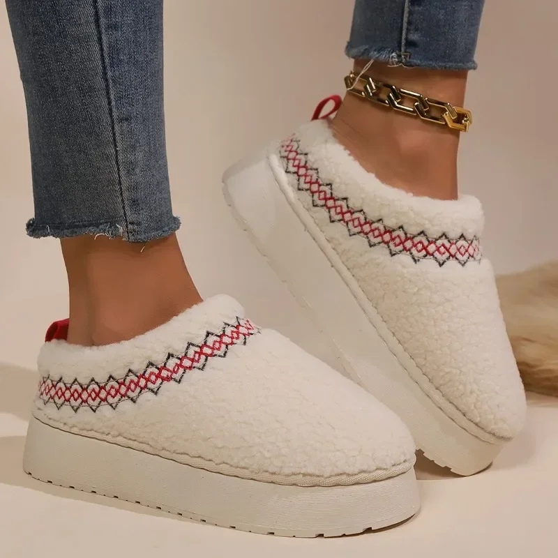 Женские плюшевые ботинки на толстой подошве