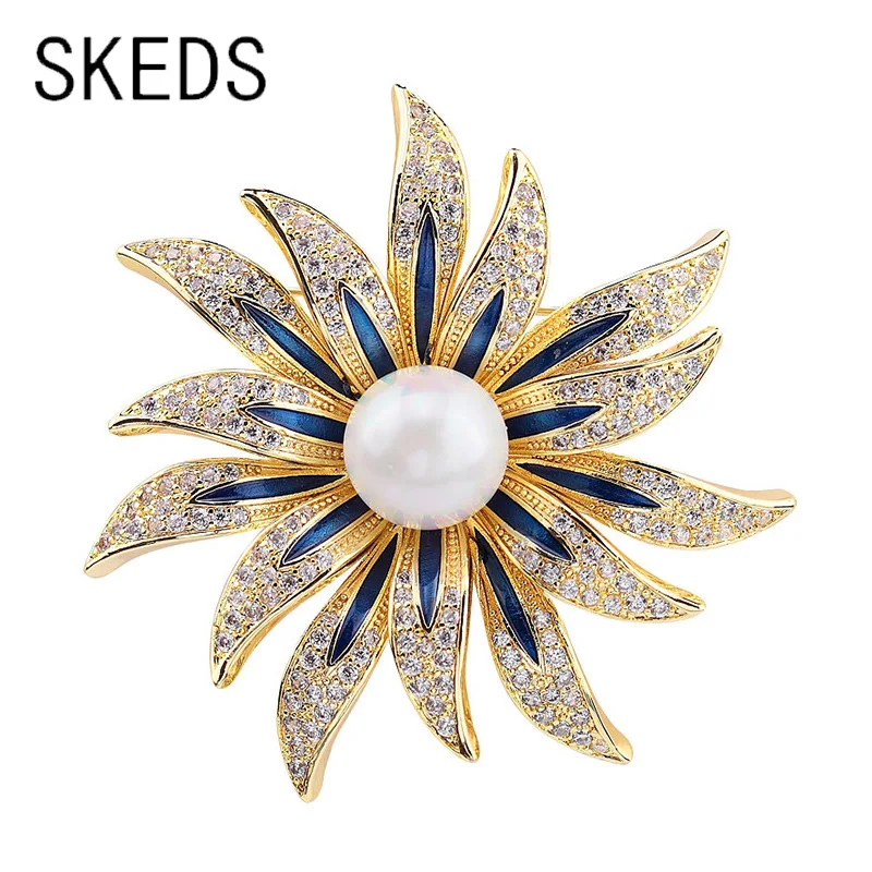 

SKEDS Elegant Crystal Pearl Flower Brooches For Women Luxury Drip glaze Enamel Brooch Pin Fashion Wedding Party Accessories Pins