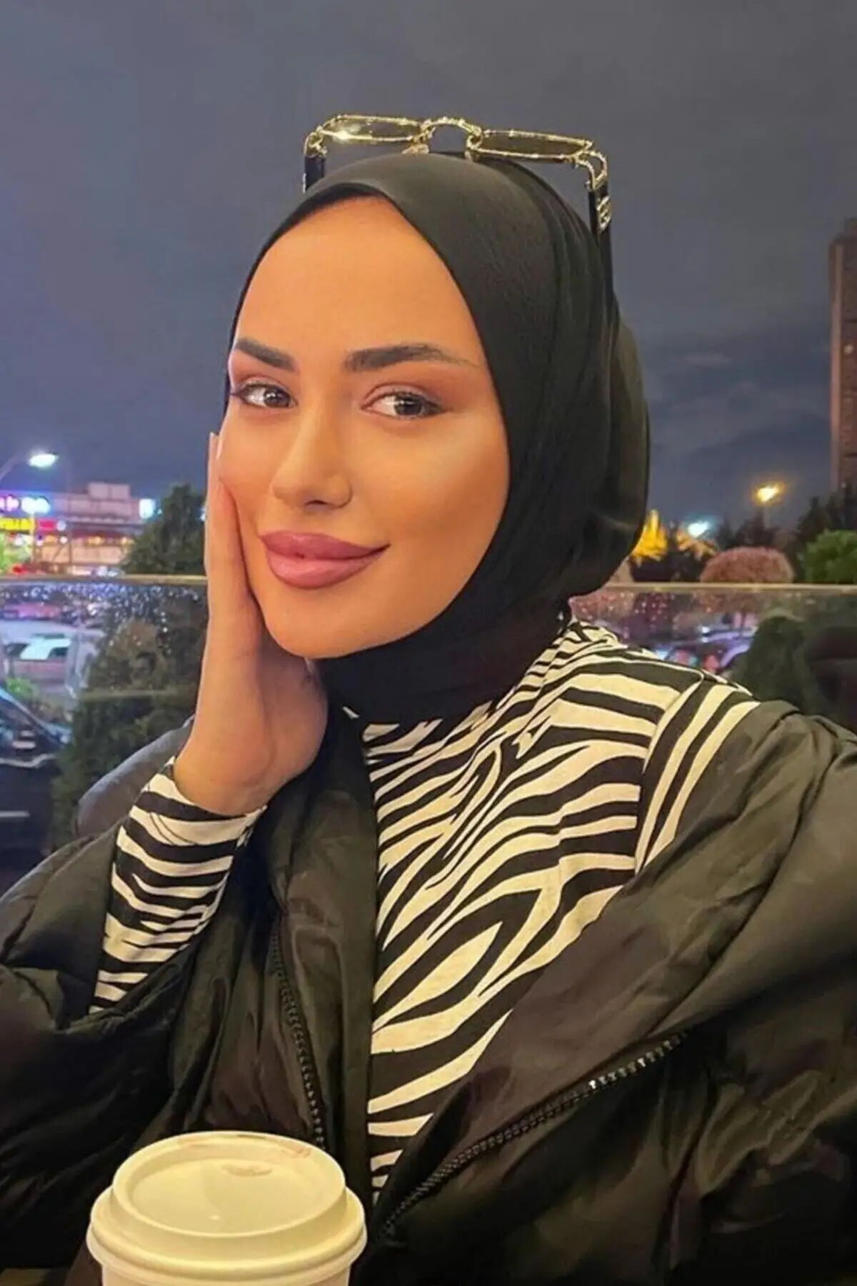 

Women's Hijab Black snap Neckline Hijap Bone Model Scarf Shawl Polyester Plain Unprinted Casual Wear