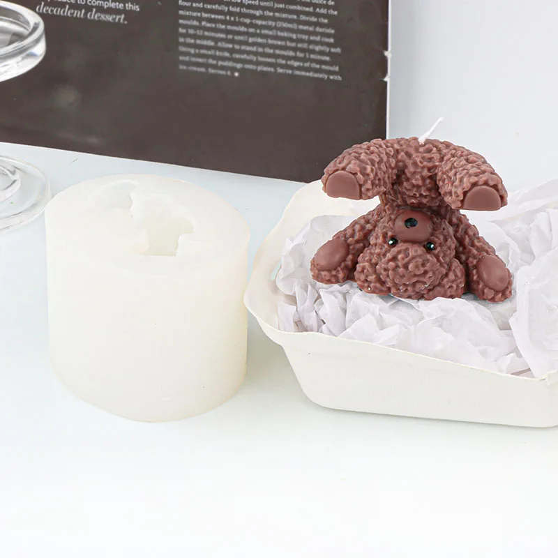 

Yoga Bear Silicone Candle Mold Cute Handstand Bears Resin Soap Soy Wax Mould Fondant Chocolate Baking Molds Home Decor Gifts