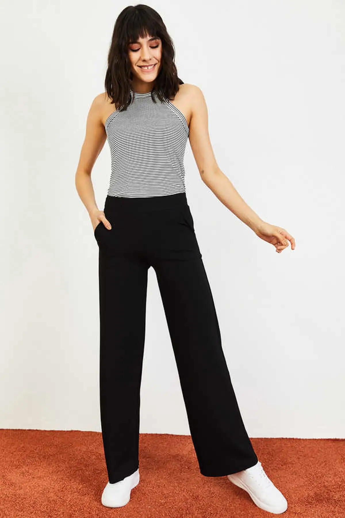 

Women's Elastic Waist Wide Leg Pants