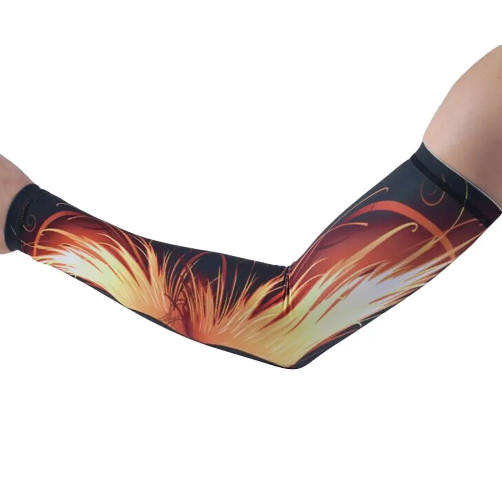

A Pair of Comfortable Arm Sleeve Cycling Arm Sunscreen UV Protective Flame/Wing Pattern for Running Bicycle Camping