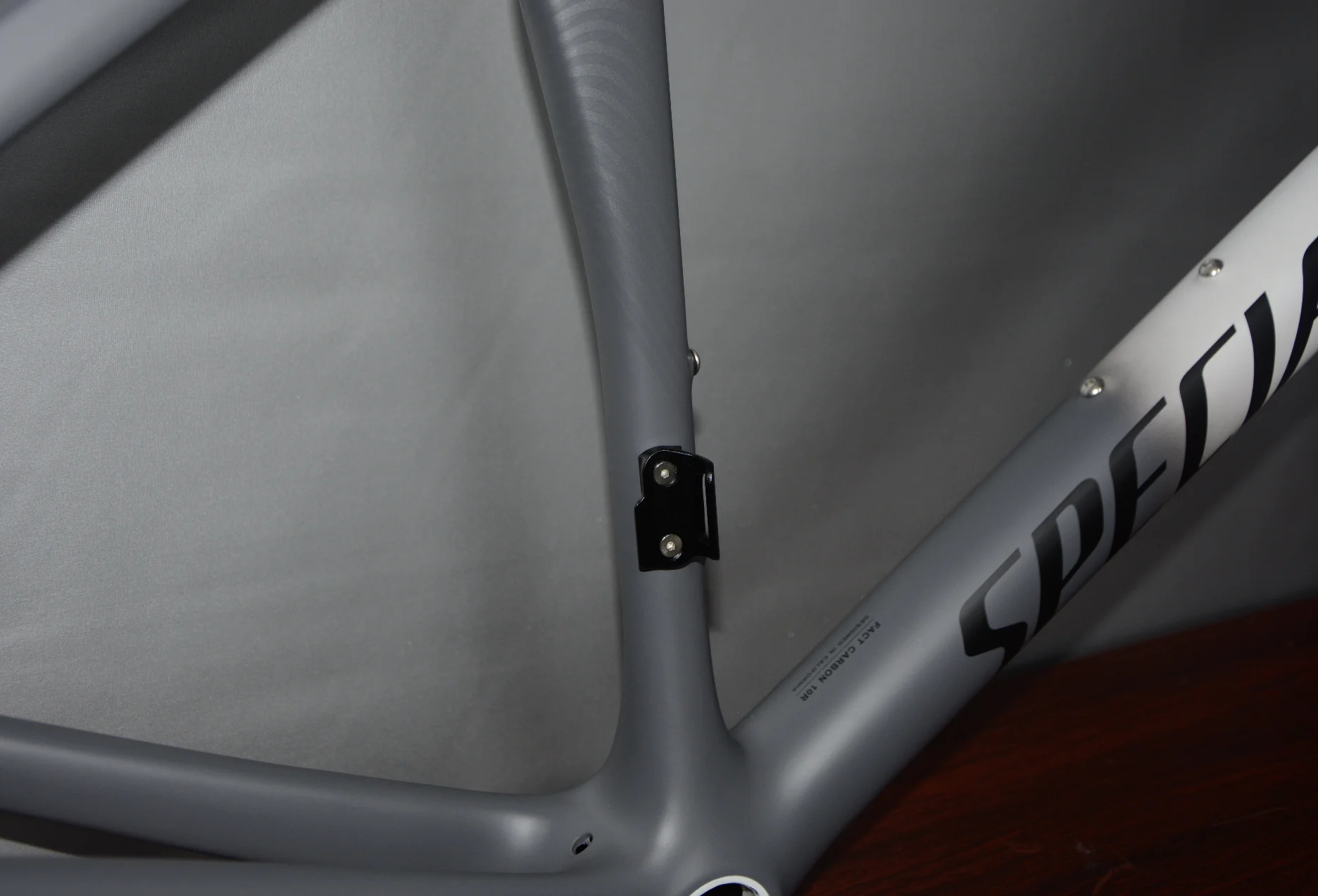 

High quality road bike SL7 carbon frame Sagan Collection suitable for Di2 electronic group 700C road bicycle carbon frameset