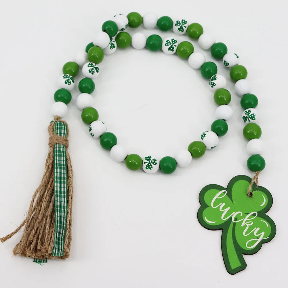 

Гирлянда на удачу в скандинавском стиле, с кисточкой