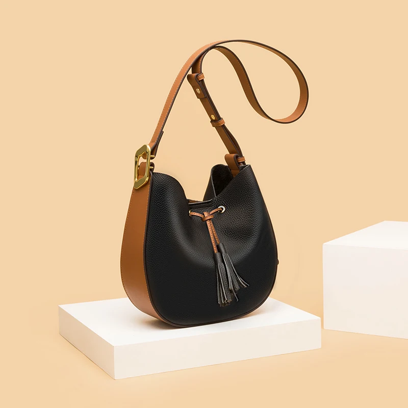 

Trend Genuine Leather Shoulder Bag For Women Handbag Fashion Design Casual Totes Tassel Decoration Composite Lady Messenger Bag