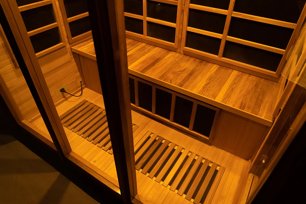 Цена по прейскуранту завода-изготовителя красная кормушка сухая сауна роскошная