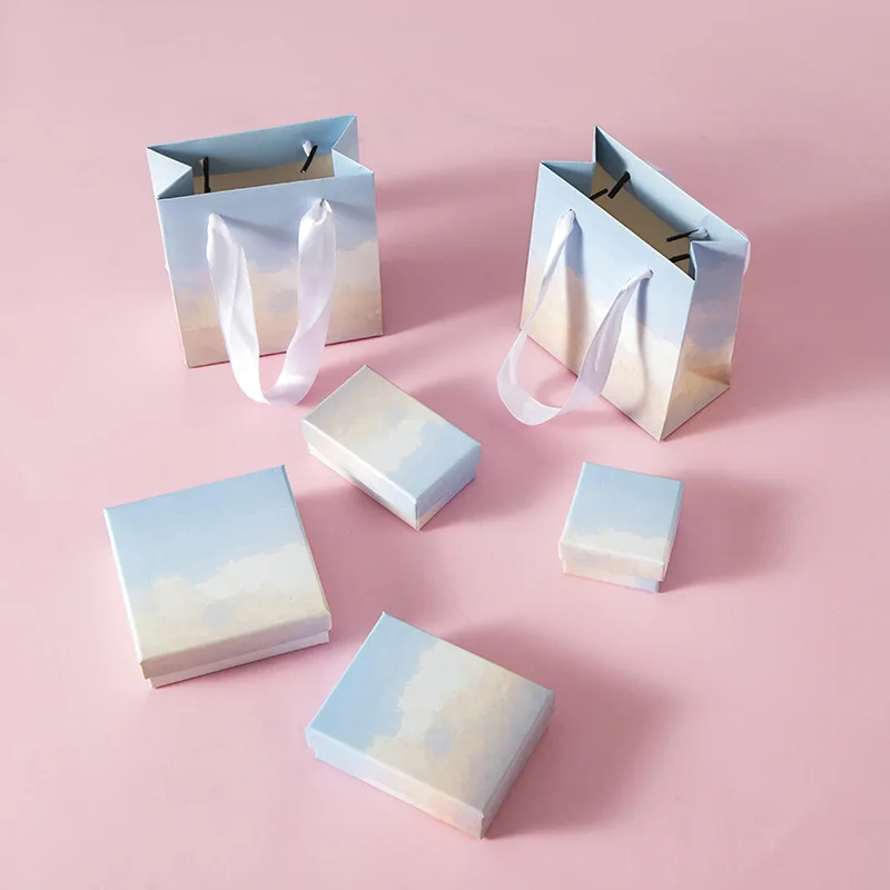 

Cloud Jewelry Box Ear Studs Ring Bracelet Necklace Jewelry Packaging Box