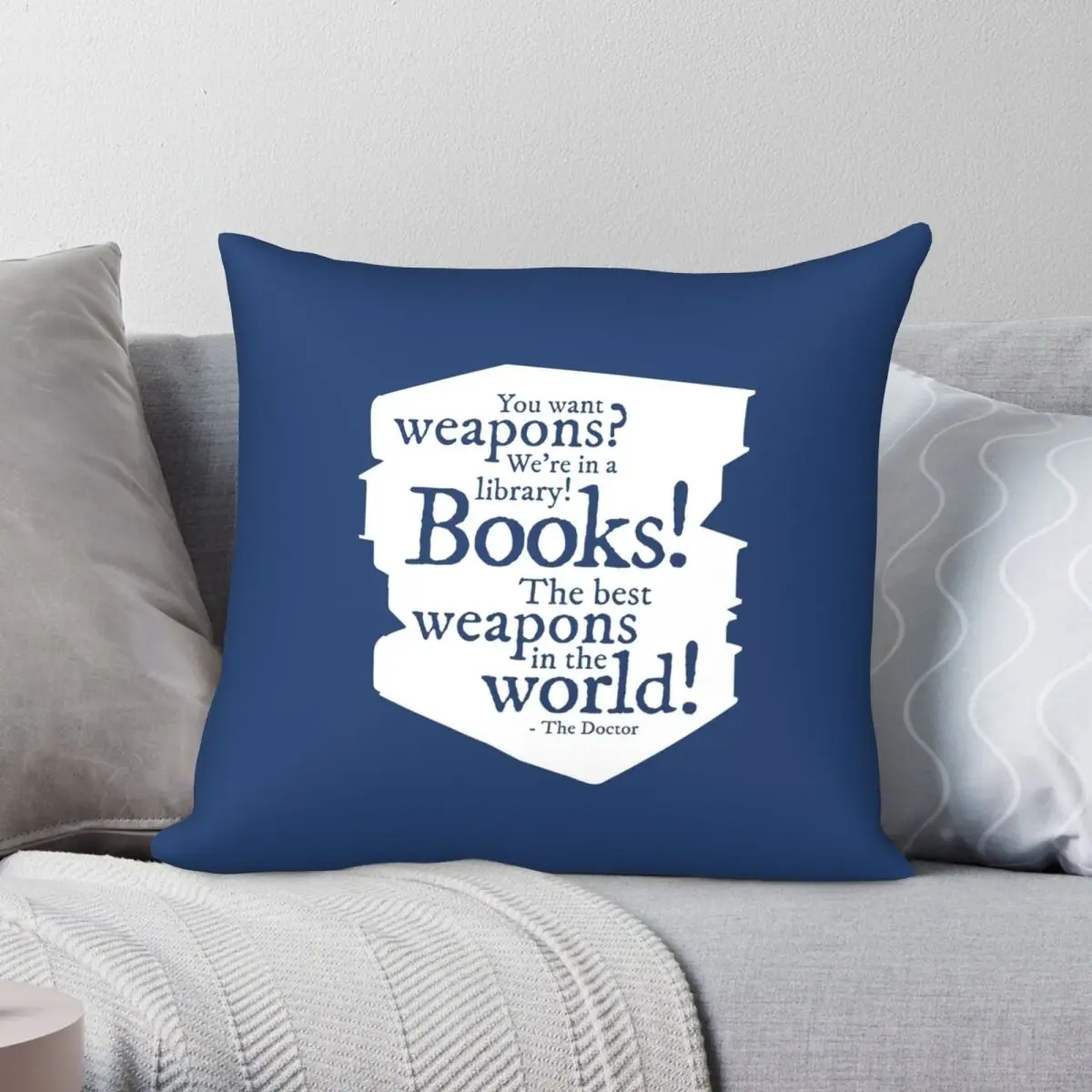 

Квадратная наволочка «Книги лучшее оружие в мире», Полиэстеровая льняная бархатная наволочка с принтом на молнии, декоративный чехол для дивана, 18 дюймов