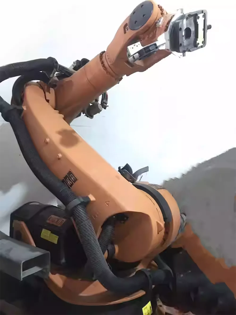 Корпус робота на продажу модель KR210 L150-2 KRC 2 series