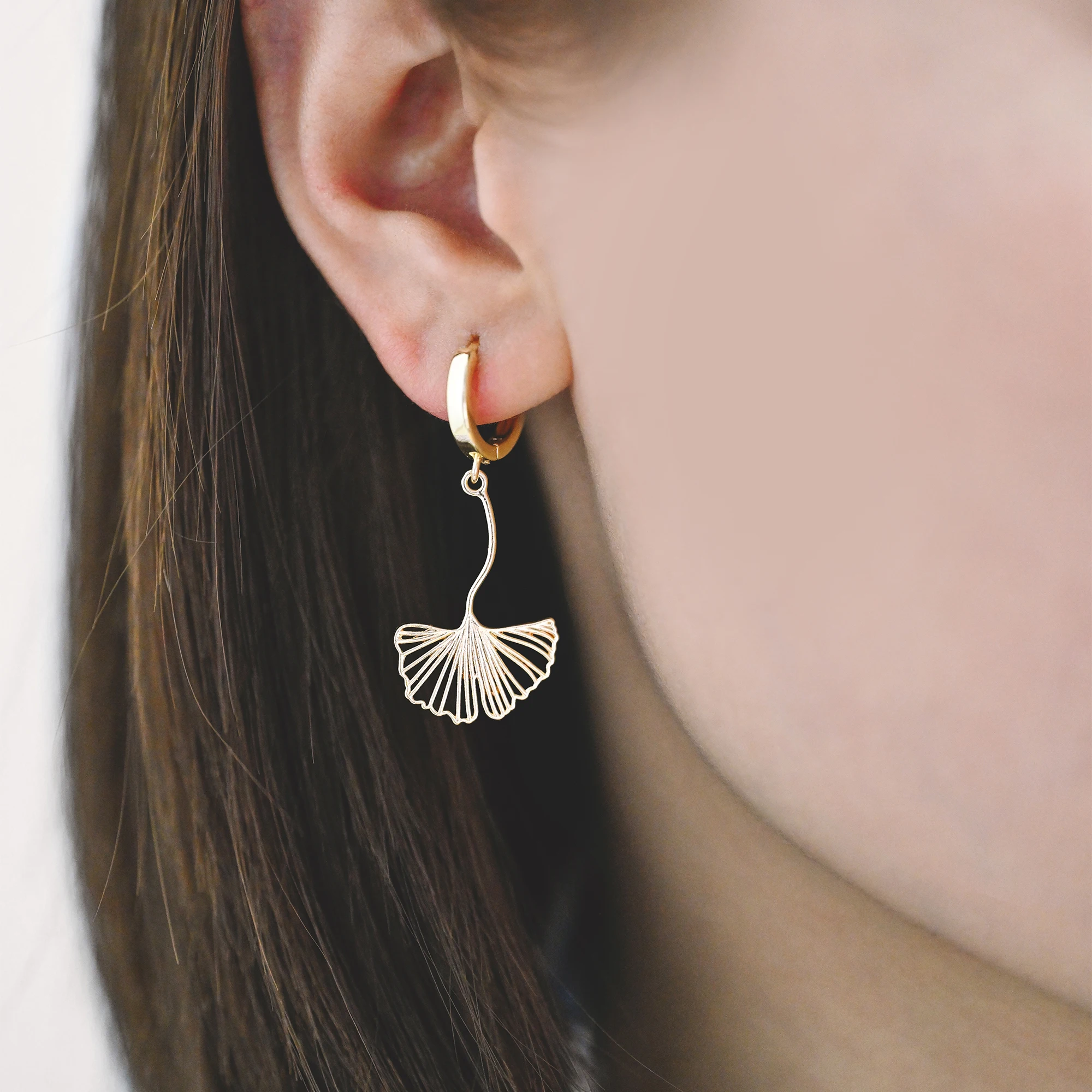 10 шт Ginkgo Leaf Charm 26x17 мм позолоченные латунные искусственные аксессуары из