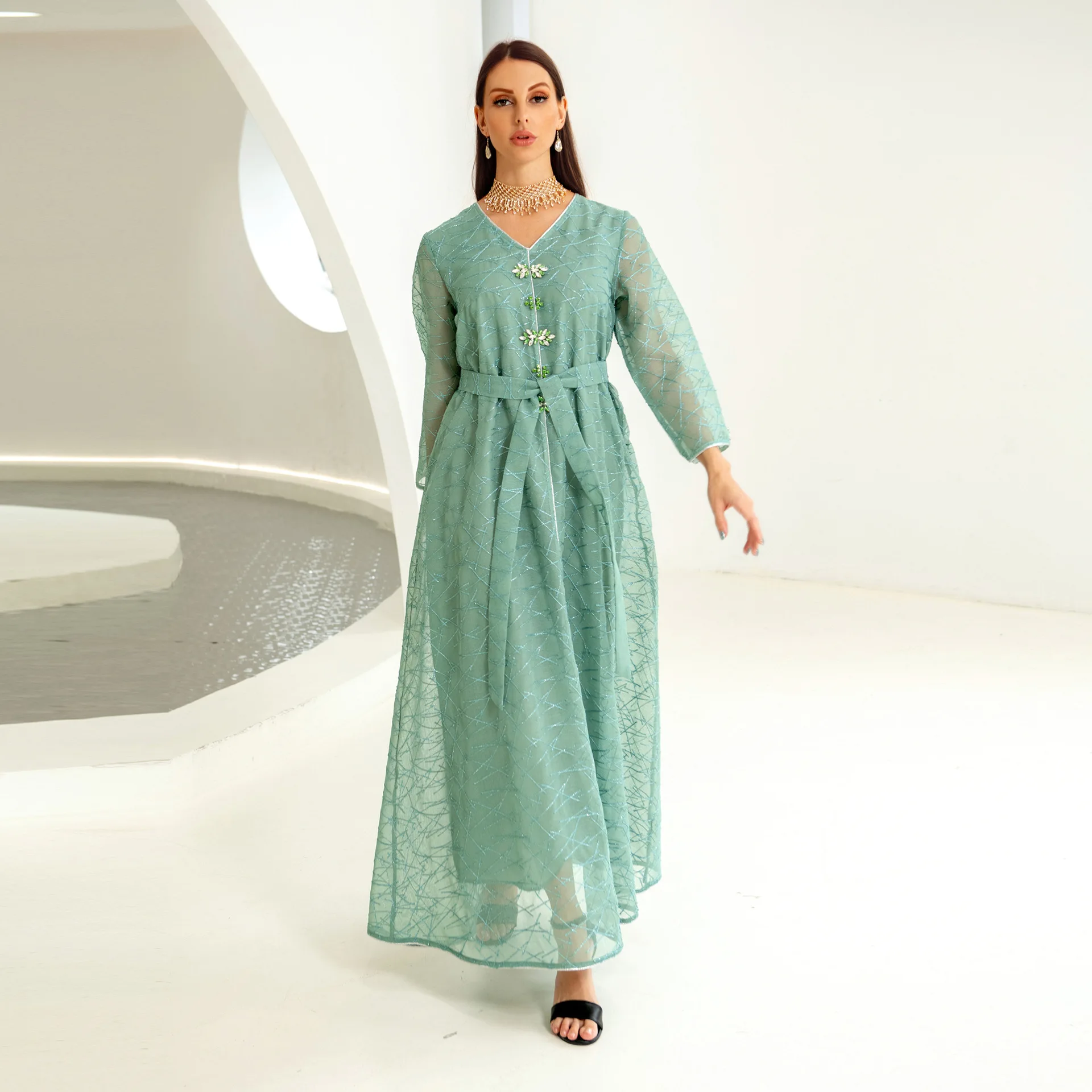 Muslim Middle Eastern Ethnic Dubai Dress Abaya Luxury Diamond Embroidery Long Sleeves Elegant Party Gowns Jalabia Arabic Robe