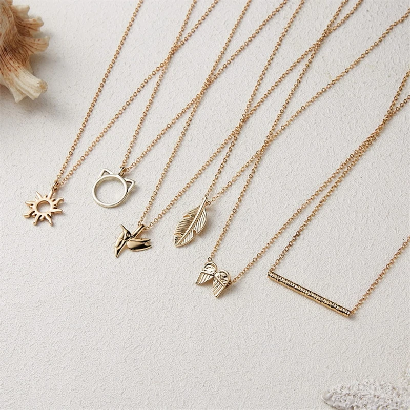 

Fashion Vintage Animal Pearl Pendant Necklace for Women Simple Jewelry