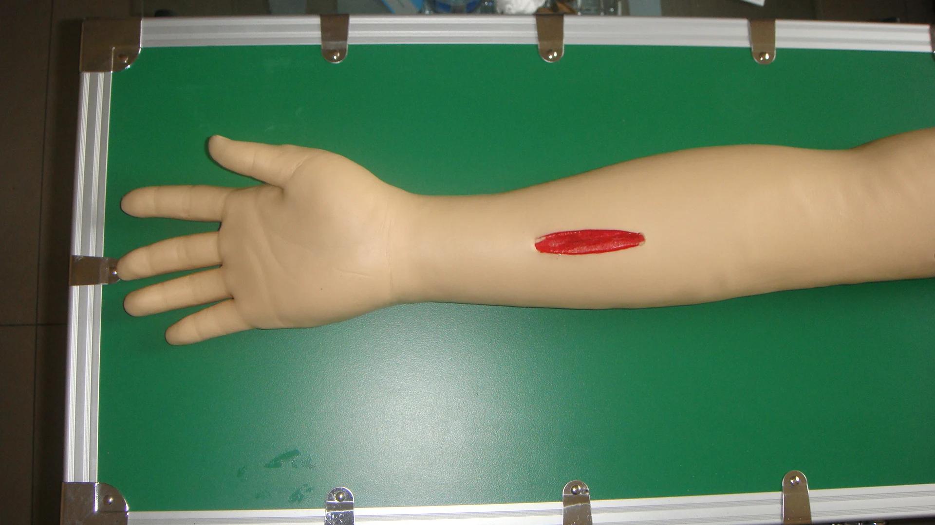 

Advanced Surgical Suture Arm Model