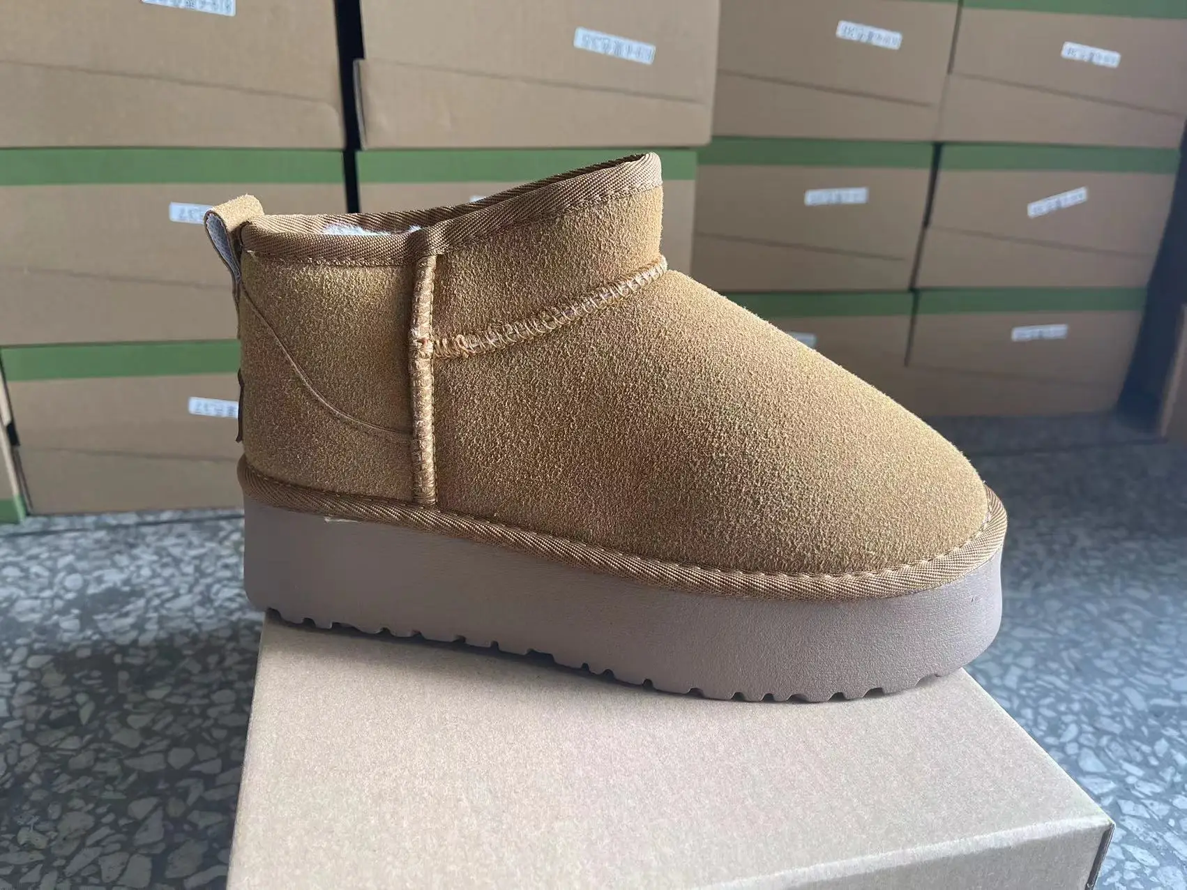 2023 New Style Short  Classic Mini Short Ankle Boot for Women Fur Lined Boots Snow Warm Slip on Anti-Slip Boot for Outdoor