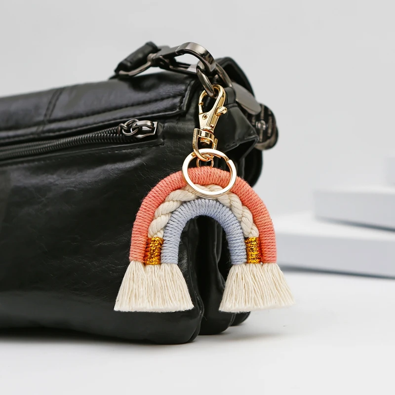 Радужный брелок в стиле макраме ручной работы красочный кулон бохо для ключей от