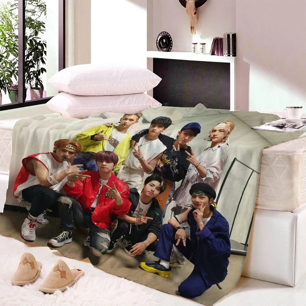

Stray Kids Flannel Blanket Comfortable Lightweight Flannel Throw Blankets for Home Office Travel Air Conditioner Blanket