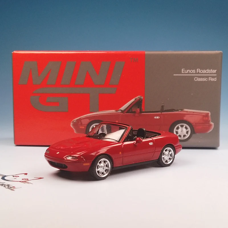 

Подлитый под давлением подарок на день рождения Mazda Mx5 Eunos Red 7 см, коллекция в феврале 1/64, 2022 г.