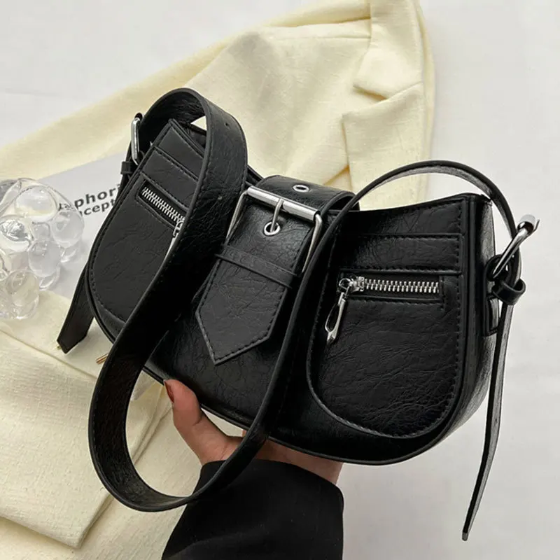 

Роскошная дизайнерская женская сумка с пряжкой для ремня для девочек, новинка 2023, сумка на плечо из высококачественной искусственной кожи с заклепками, сумка-мессенджер