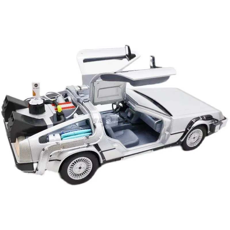 WELLY 1:24 DMC-12 DeLorean Time Machine Модель автомобиля Назад в будущее литая под давлением