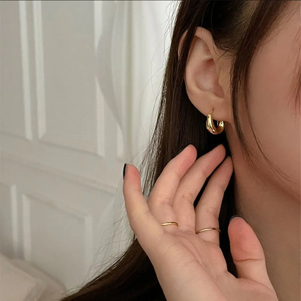 

Korean Style Women Irregular Hoop Earrings Ear Buckle Simple Trendy Stud Earrings Fashion Jewelry