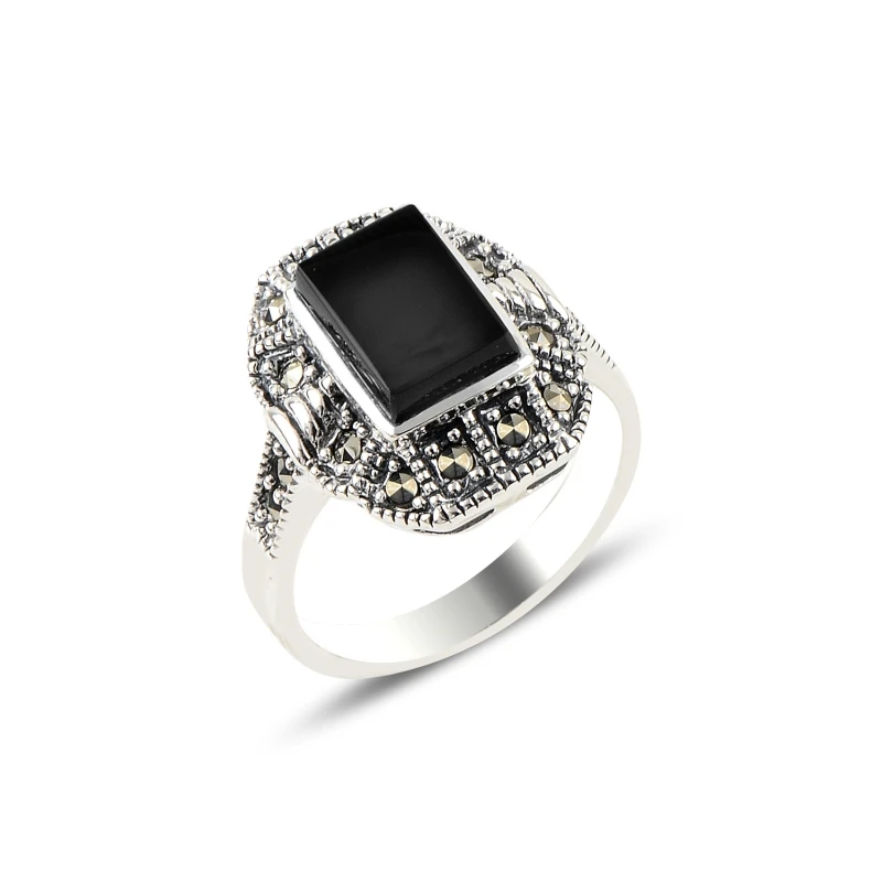 

Silver 925 Sterling Onyx & Marcasite Ring