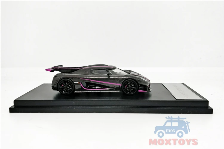 1:64 Koenigsegg One модель автомобиля из углеродного волокна |