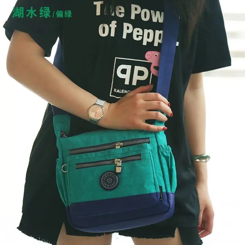 2023 New Fashion One Shoulder Crossbody Women Bag Colored Oxford Cloth Bag Waterproof Nylon Light Fashion Mom Travel Bag