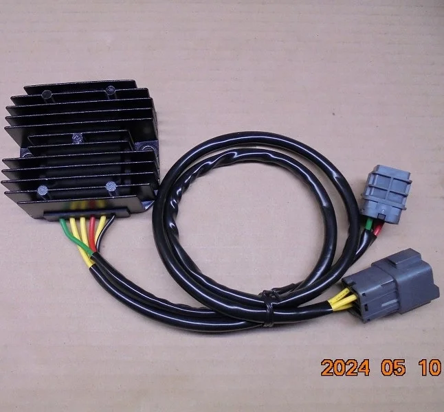 Оригинальный регулятор OEM Для SYM T2 250 DAFRA NEXT ( №.: 31600-BAA-0100 Dafra: 30701-G40-000)