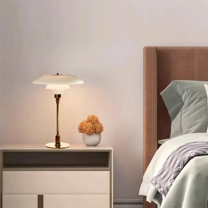 Простой напольный светильник в стиле постмодерн креативный Настольный с ph для