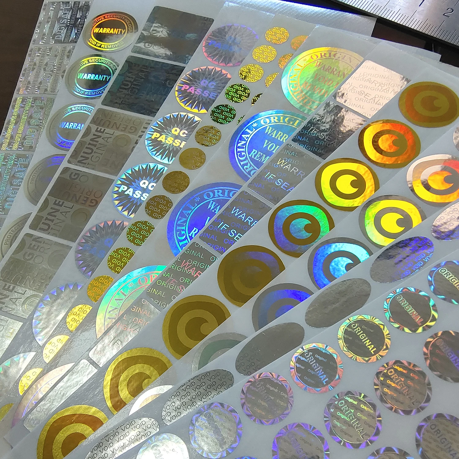 

100pcs of Security Label Sticker VOID Left After Peel Off Durable Hologram Material V72