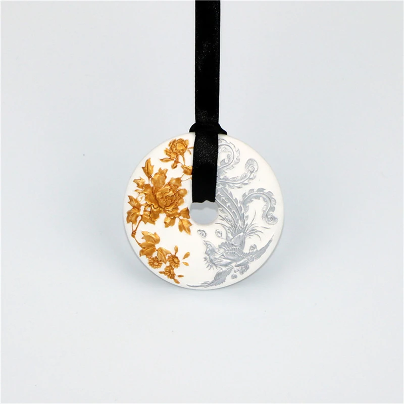 

DOSAYOLA Car Pendant Gypsum Fragrance Decorations Exquisite Pattern Rearview Mirror Auto Accessories Ornament Aroma Spread Gift