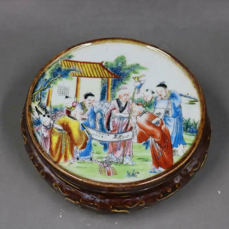 

Chinese Famille Rose Porcelain Figure Painting Pattern Base Frame 4.65 inch