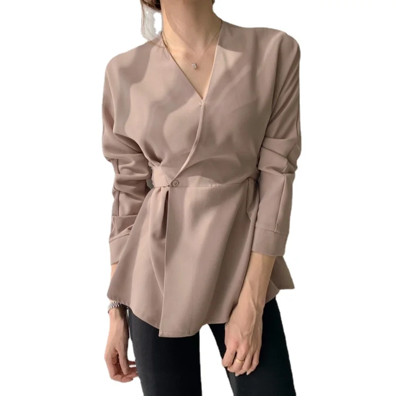

Design Sense Niche V-neck Long-sleeved Black Khaki Shirt New Autumn Women Retro Waisted Straps Slim Tops Office Lady Wrap Blouse