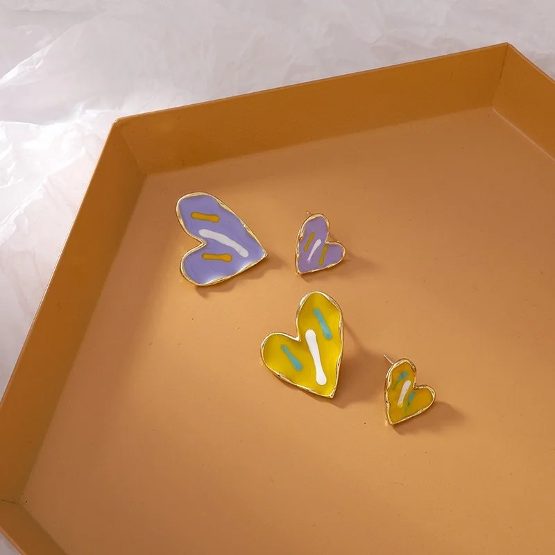 

U-Magical Temperament Enamel Asymmetric Heart Dangle Earrings for Women Trendy Metal Multicolor Earrings Jewelry Pendientes
