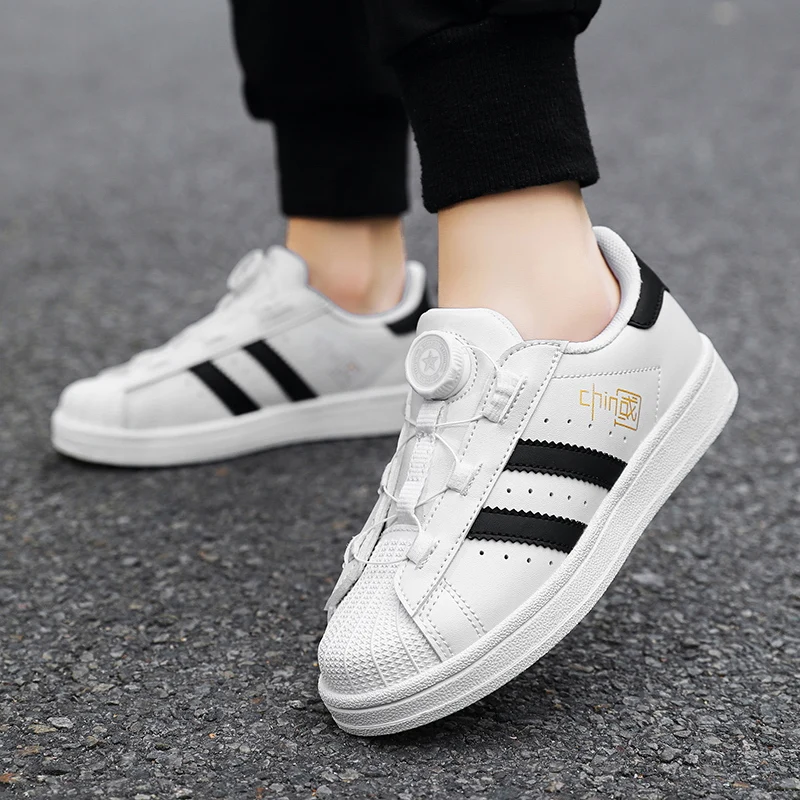 Brand Children Boys Skateboarding Shoes Flat Non-Slip Girls Kids Sneakers Child Sport Shoes Leather 2023 Boy Girl Walking Shoes